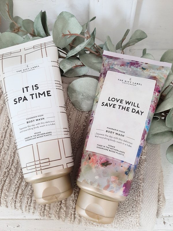 LOVE WILL SAVE THE DAY Body wash